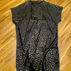 T shirt cheetah print dress